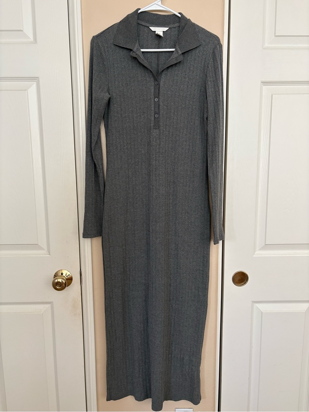 H&M Gray Ribbed Collared Button Front Midi Dress Size M